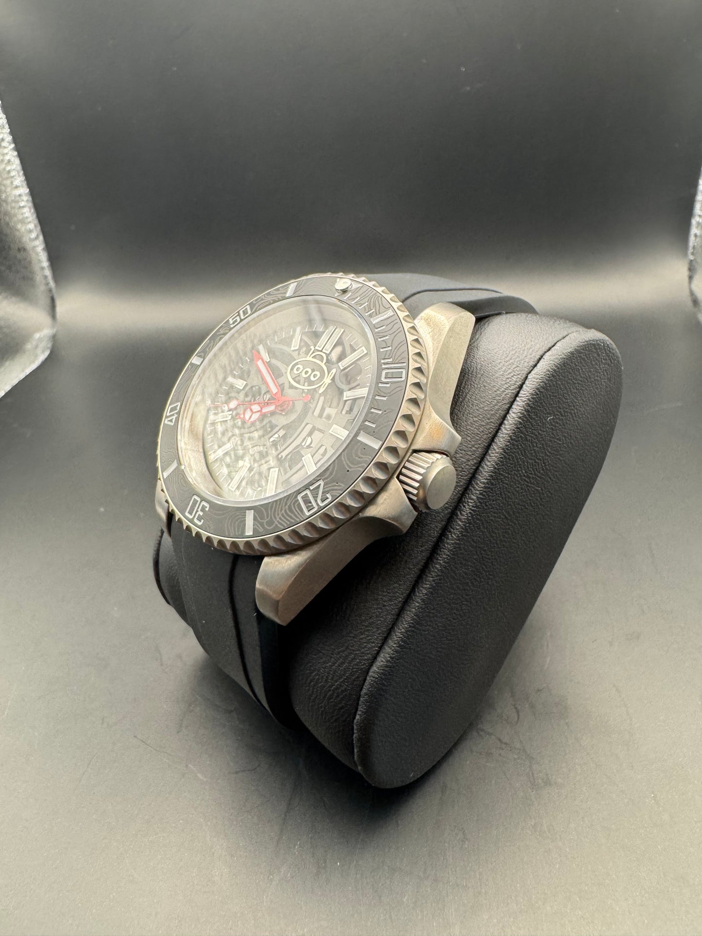 The Submarine Watch Titanium Edition