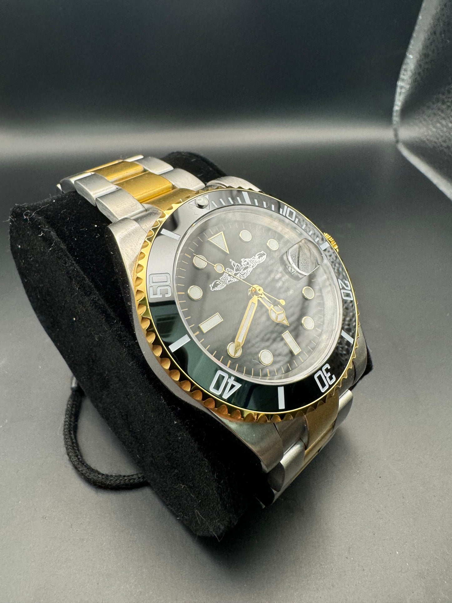 The Submarine Watch