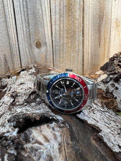 The SS-1 GMT in Blue Red and Black