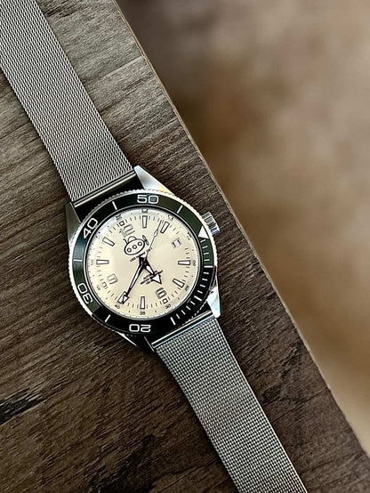 The SS-1 in Green and White