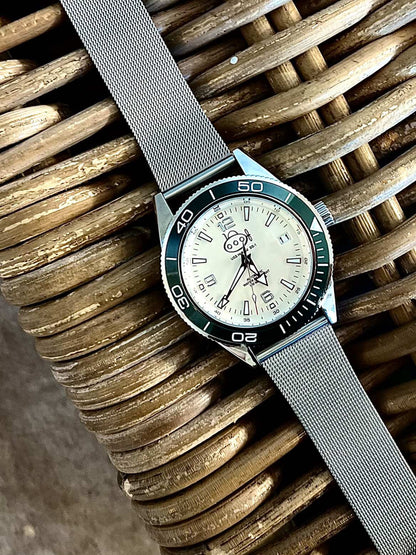 The SS-1 in Green and White