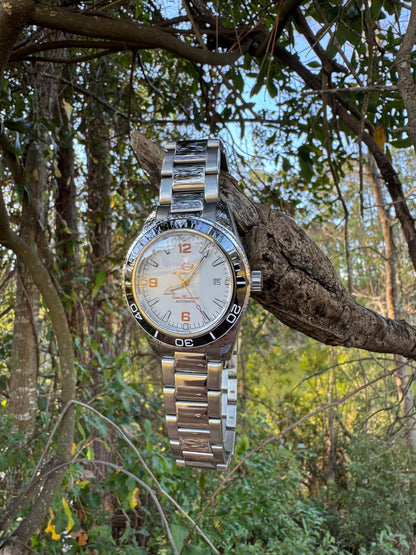 Swiss SS-1 in Glacier White