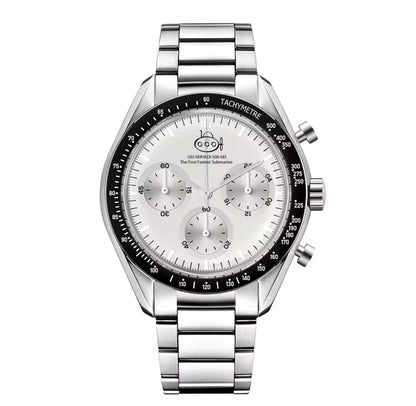 The 585 in Black and White
